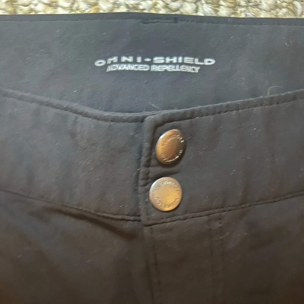 Columbia Omni Shield Black Cropped Pants - Picture 2 of 11